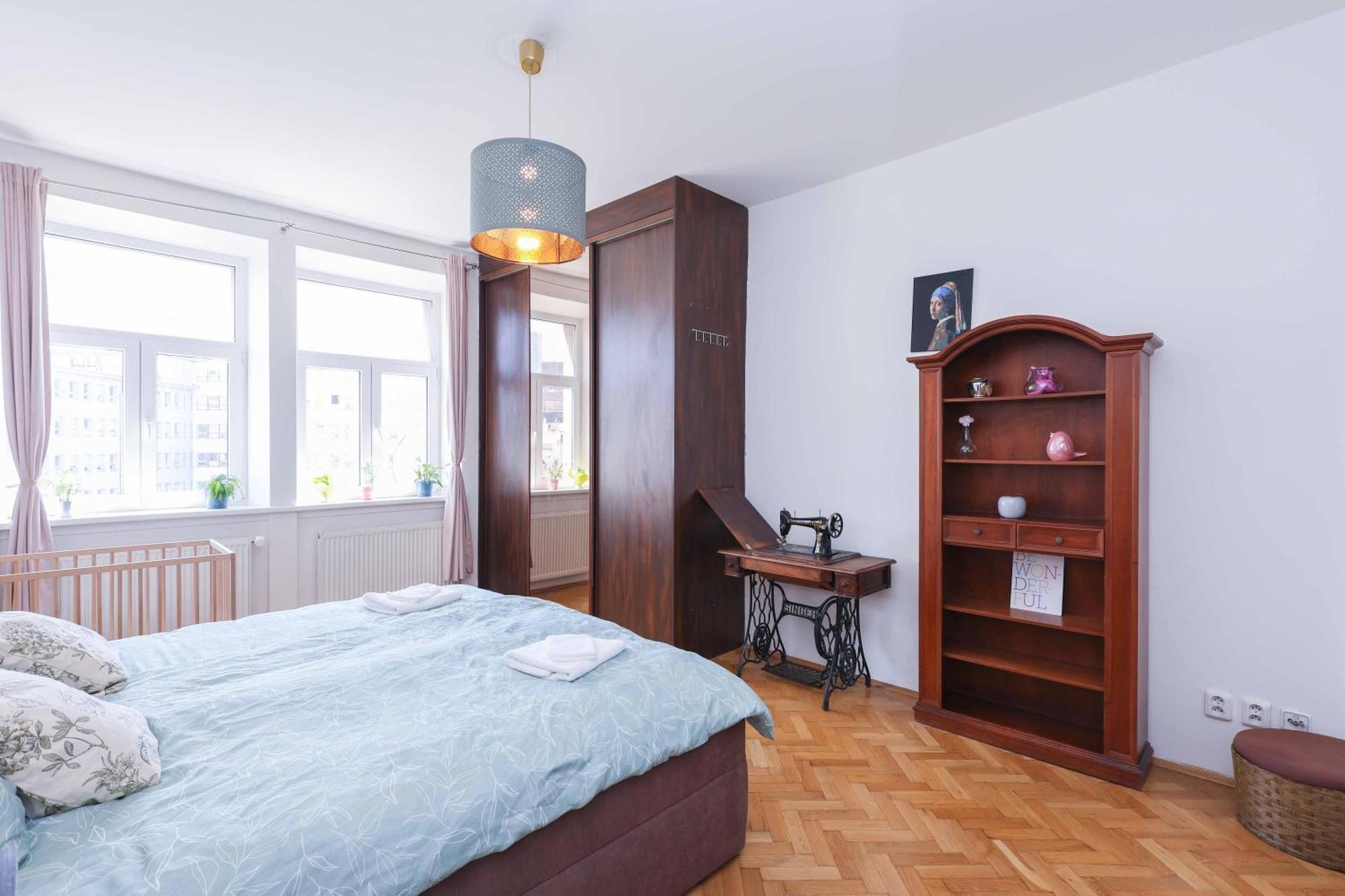 Cozy & Spacious Family Stay Near Train Station براتسيلافا المظهر الخارجي الصورة
